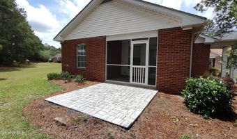 717 Chancery Ln, Aberdeen, NC 28315