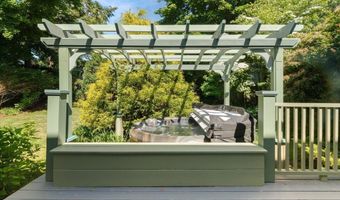94 Lovett St, Beverly, MA 01915