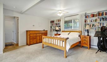7210 Dawn Dr, Anchorage, AK 99502