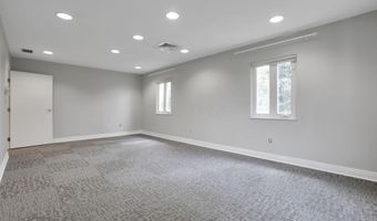 3070 Riverside Dr, Columbus, OH 43221