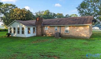 2097 Needmore Rd, Albertville, AL 35950
