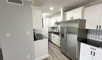 285 WYMORE Rd 105, Altamonte Springs, FL 32714