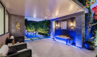 10782 White Clay Dr, Las Vegas, NV 89135