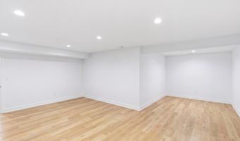 2100 Golfview Dr, Auburn, IN 46706