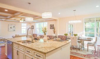 7313 BYRNELEY Ln, Annandale, VA 22003