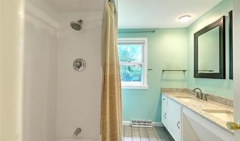 135 Foote St, Barrington, RI 02806