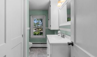 86 Bretton Woods Dr, Cranston, RI 02920