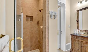 1611 Glenn Swetman St, Biloxi, MS 39530