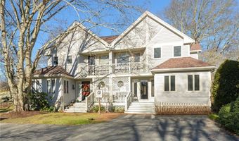 15 Hammersmith Rd 31A, Newport, RI 02840