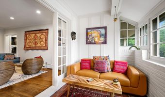 610 SOMERSET Rd 302, Baltimore, MD 21210