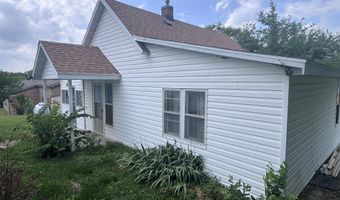 107 N Lister St, Ava, MO 65608