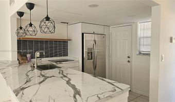 20200 NE 29th Ct N213, Aventura, FL 33180