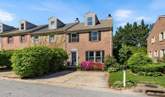 11 WELLINGTON W Dr, Hockessin, DE 19707