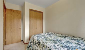 6950 Tamir Ave, Anchorage, AK 99504