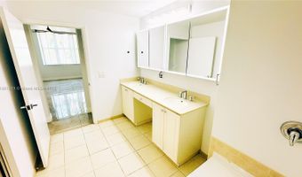3340 NE 190th St 403, Aventura, FL 33180