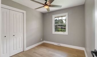 26097 W Channel Ave, Antioch, IL 60002