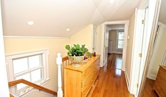 105 John St, Newport, RI 02840