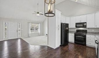 225 Hawkins Farm Cir, Ball Ground, GA 30107