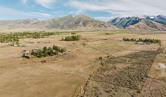 2611 N Canyon Rd, Lamoille, NV 89828