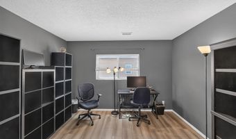 2912 McKinnon Way SW, Albuquerque, NM 87121