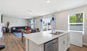 1158 35th St SW, Altoona, IA 50009