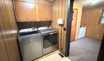 43055 Foxtail Rd, Ainsworth, NE 69210
