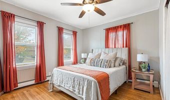 27 Dean Ave, Johnston, RI 02919