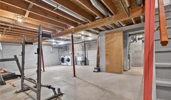 45319 Old Middle Ridge Rd, Amherst, OH 44001