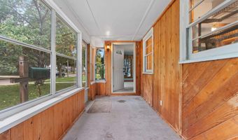 216 W SEYMOUR St, Appleton, WI 54915