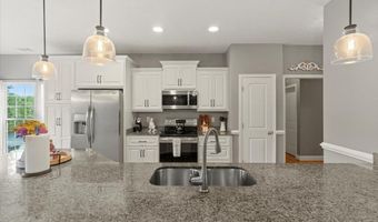 604 Summer Lakes Dr, Aiken, SC 29805