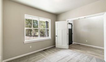 7587 E Duke Ln, Athol, ID 83801