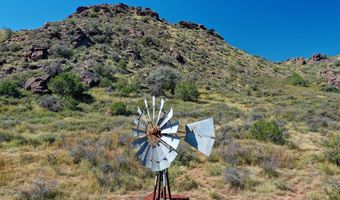2703 W Highway 90, Alpine, TX 79830