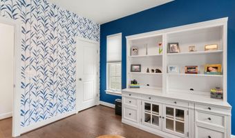 20379 CODMAN Dr, Ashburn, VA 20147