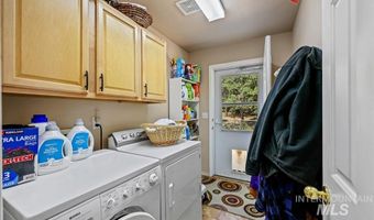 111 Ranch Cir, Cascade, ID 83611