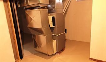 4061 Stanley Ave, Allen Park, MI 48101