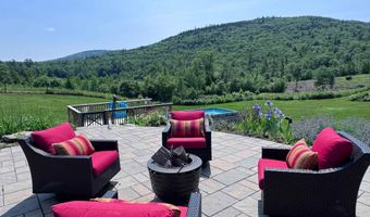 274 E Washington Rd, Bradford, NH 03221