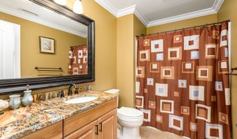 6 Congress Dr, Cromwell, CT 06416