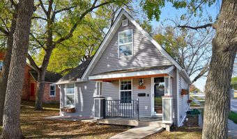 402 S 11th St, Adel, IA 50003