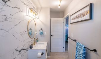 45 N Kalaheo Ave, Kailua, HI 96734