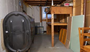 247 Burleigh Rd, Bangor, ME 04401