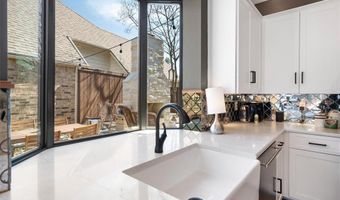 4011 Azure Ln, Addison, TX 75001