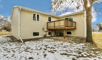 2203 N STATE St, Aberdeen, SD 57401