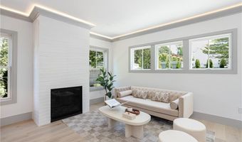 157 Ellery Ave, Middletown, RI 02842