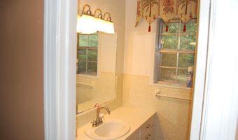 312 DEWING St, Bastrop, LA 71220