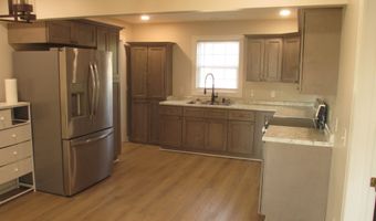 390 Bay St, Baxley, GA 31513