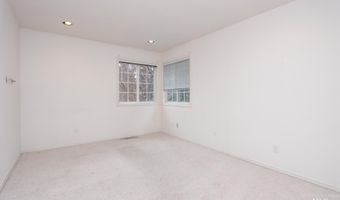 8037 W Innsbrook Ct, Boise, ID 83704