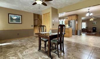 221 44th St N, Cody, WY 82414