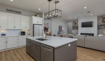 152 Katy Ranch Dr, Weatherford, TX 76085