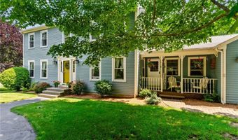 394 Maureen Cir, Burrillville, RI 02839