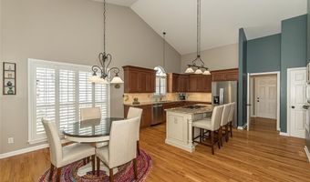 414 Arbor Glen Dr, Ballwin, MO 63021